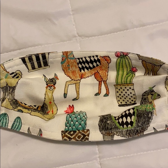 Llama handmade fabric face mask - Picture 3 of 3